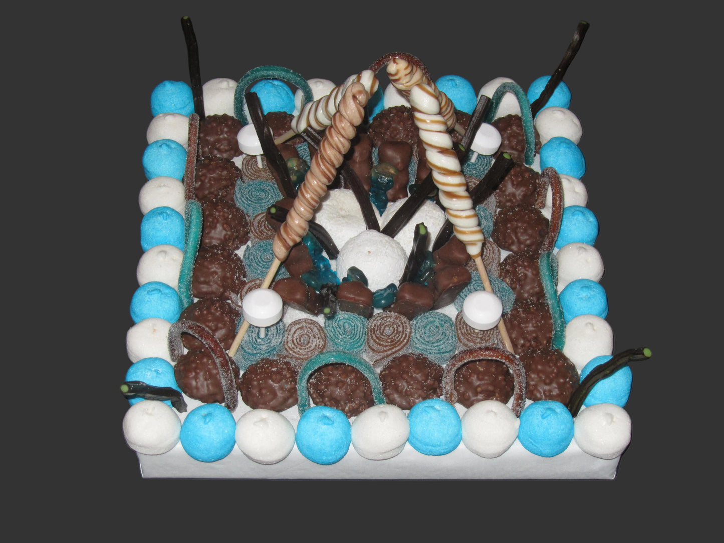 Carré gourmand chocolats et sucettes