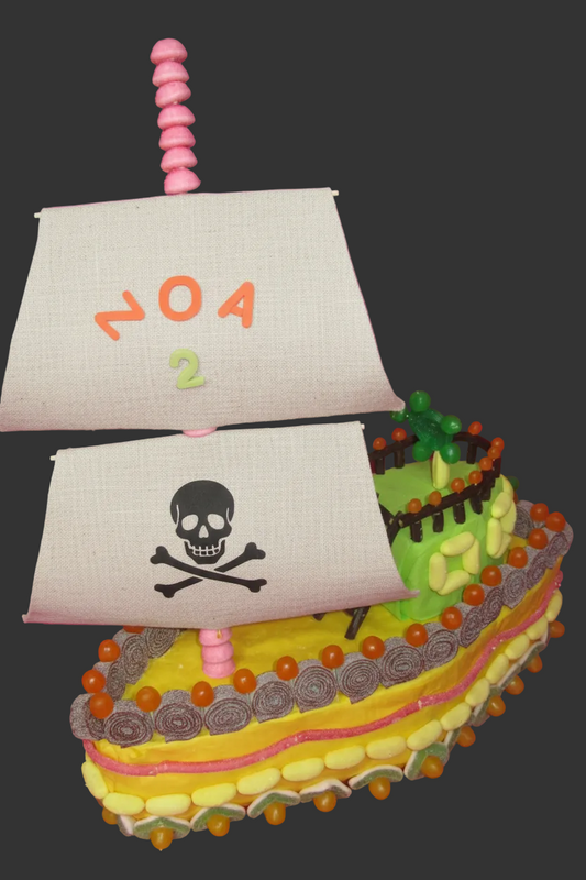 Bateau bonbons voiles tissu tête de pirate
